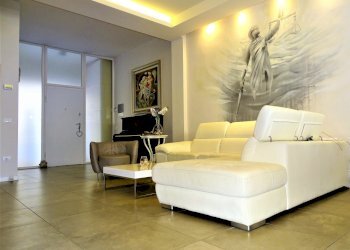 Soggiorno - Appartamento Via della Misericordia, Pontedera - foto 3