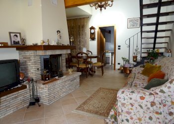 DSC01056.JPG - Villa Trecastelli - foto 11