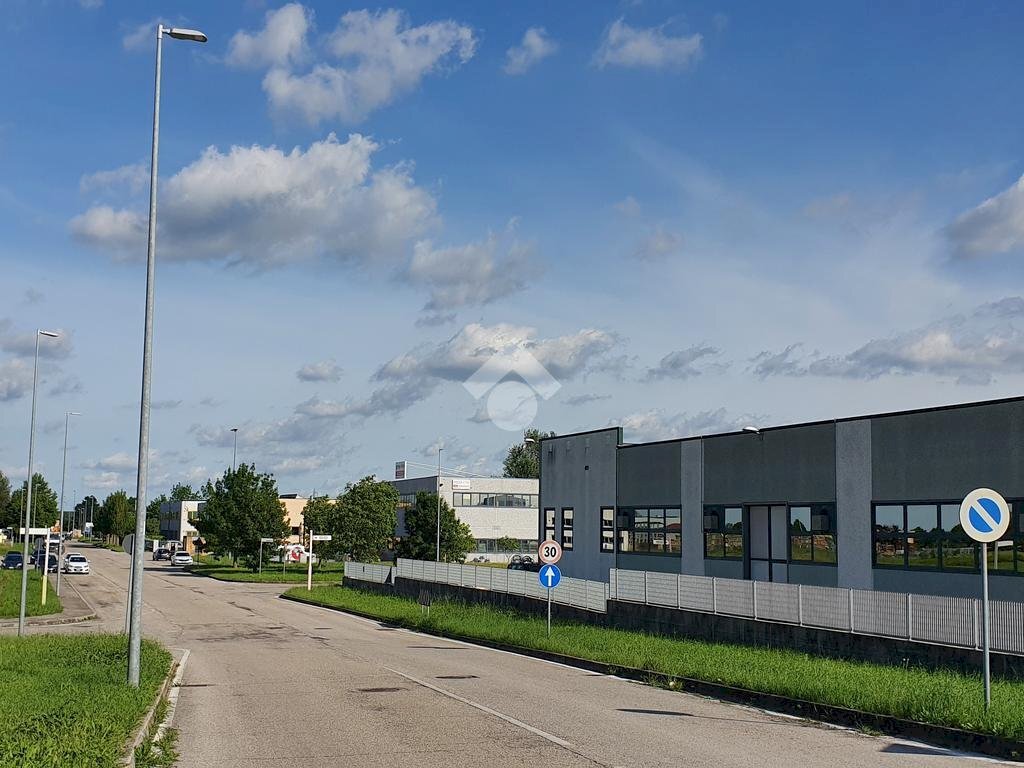 Building land Via Ungheria, Cento - photo 2