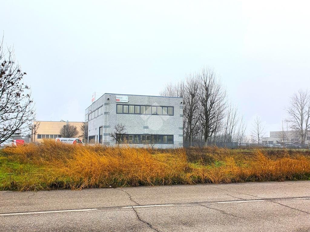 Building land Via Ungheria, Cento - photo 3
