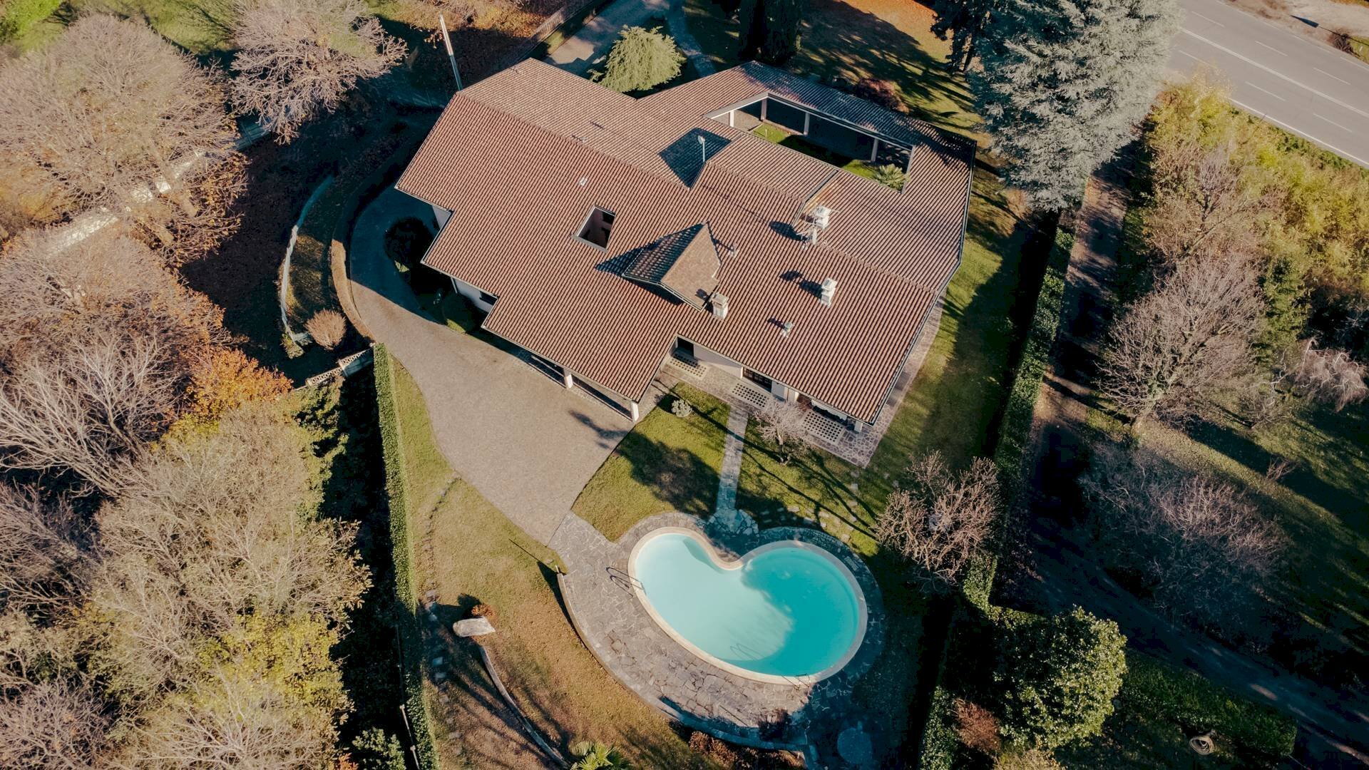 Villa Unifamiliare Via Don Carlo Gnocchi, Inverigo - foto 1