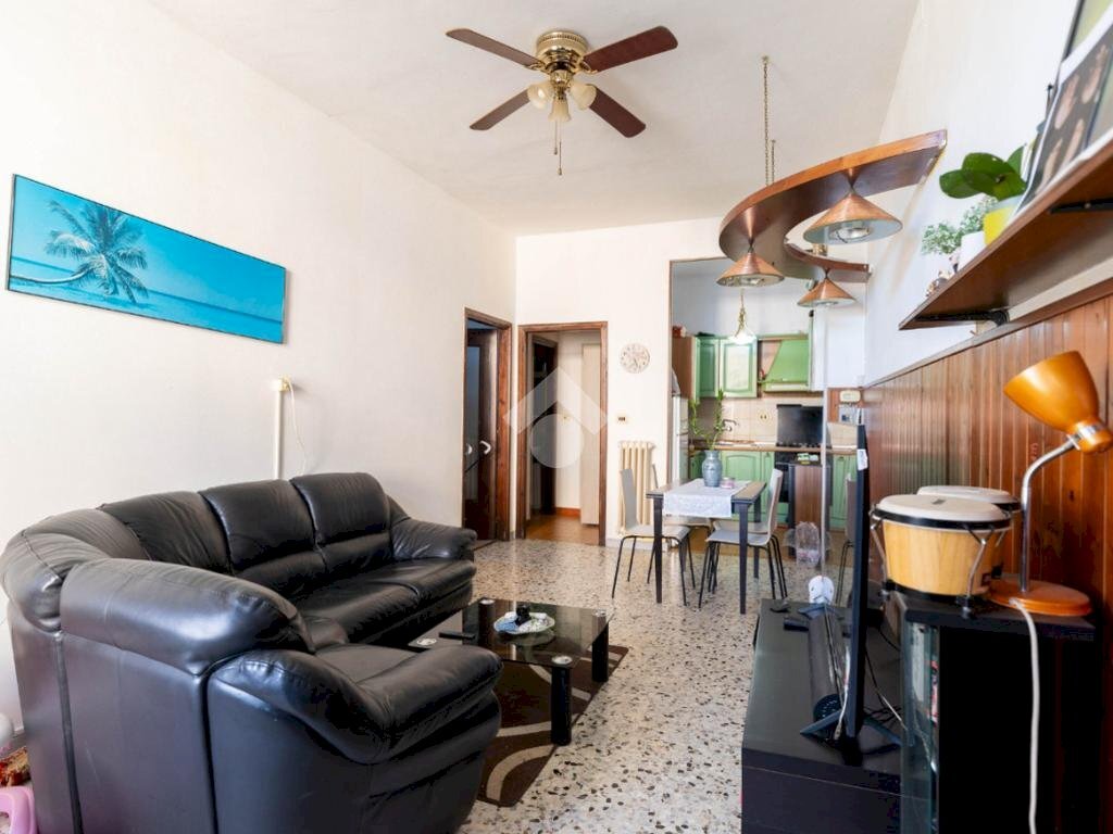 Trilocale Piazza Parrocchiale, Luserna San Giovanni - foto 2