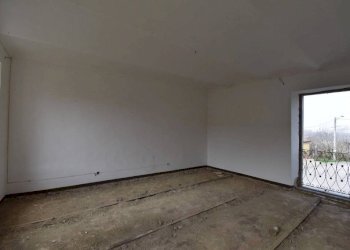 Camera da letto - Rustico via Lorenzo Adorno, Vigliano d'Asti - foto 34