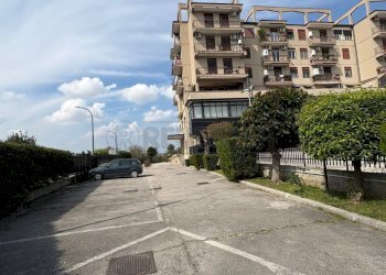 WhatsApp Image 2026-03-23 at 11.35.36 (9).jpeg - Bilocale Viale Carlo III, San Nicola la Strada - foto 11