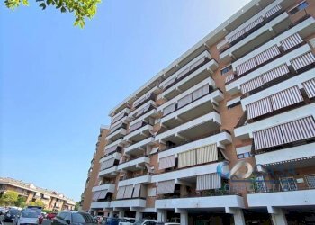 Trilocale Via Roberto Lepetit, Roma - foto 2