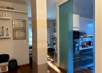 soggiorno - Three-room apartment via Vito Volterra, Bologna (neighborhood Colli) - photo 2