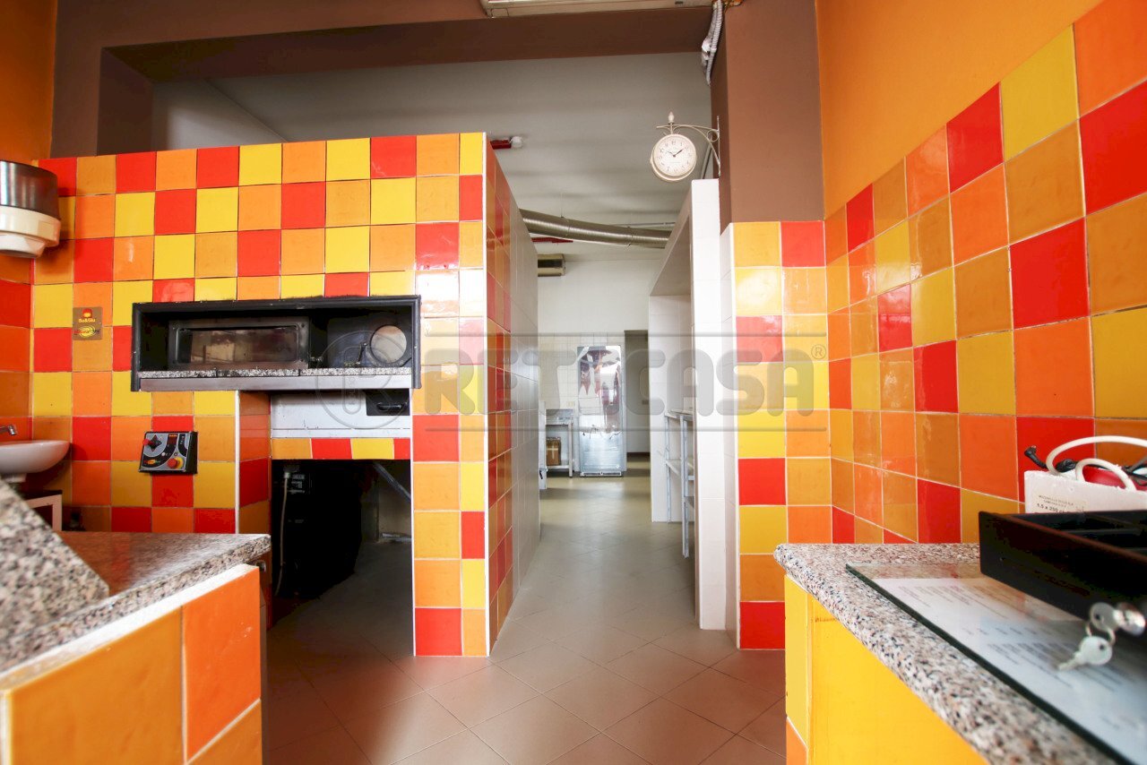 IMG_3026.JPG - Locale Commerciale viale riviera berica 730, Vicenza - foto 1