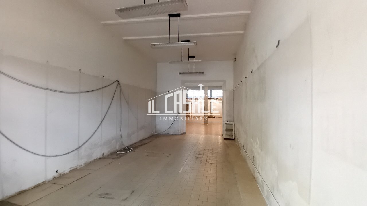 0fondorufina.jpg - Capannone Rufina - foto 1