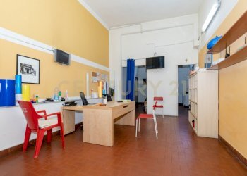 Via Tindari 35 DEPOSITO (18).jpg - Locale Commerciale Via Tindari 35, Misterbianco - foto 18