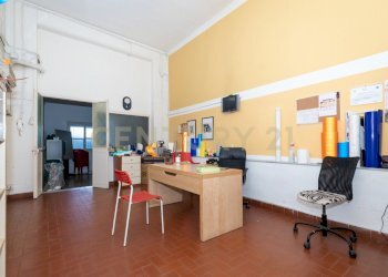 Via Tindari 35 DEPOSITO (20).jpg - Locale Commerciale Via Tindari 35, Misterbianco - foto 20