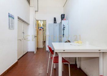 Via Tindari 35 DEPOSITO (22).jpg - Locale Commerciale Via Tindari 35, Misterbianco - foto 22