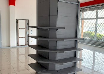 interno - Locale Commerciale via Ugo Lambertini, 1, Imola - foto 4