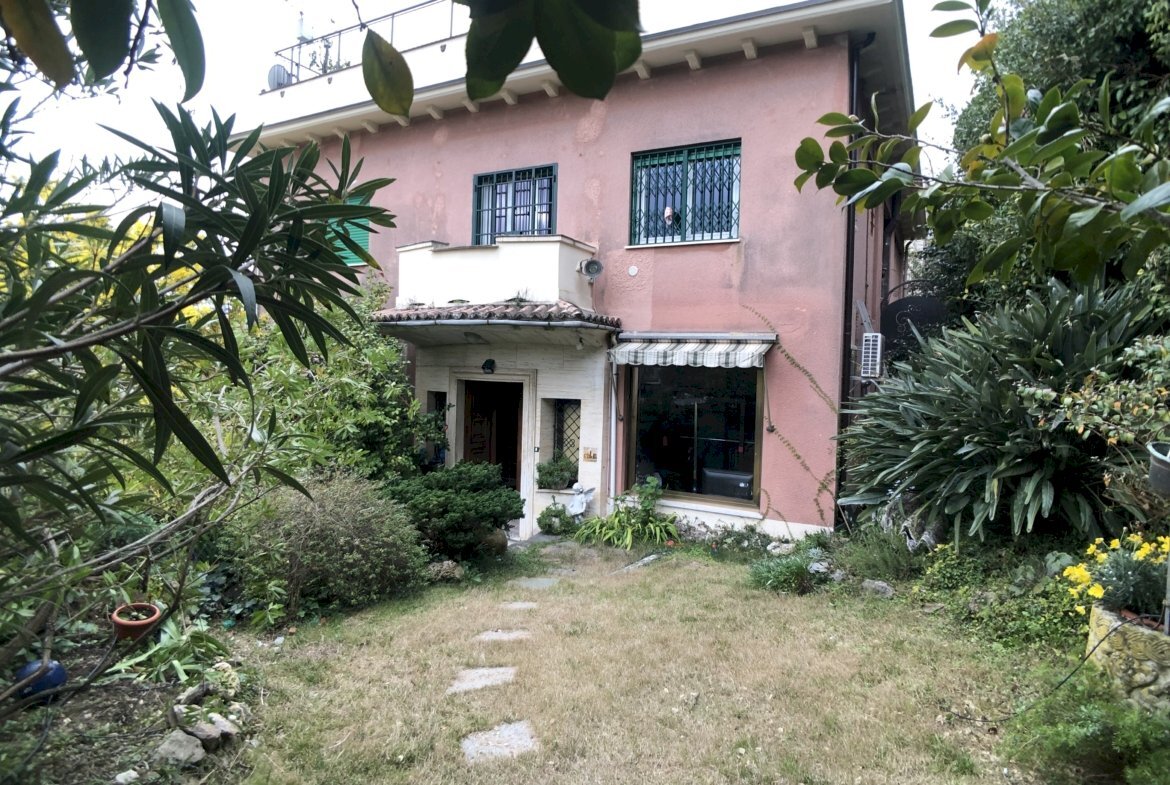 Posto Auto Via Privata Parco Moro, Rapallo - foto 1