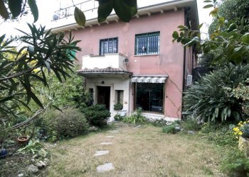 Posto Auto Via Privata Parco Moro, Rapallo - foto 1