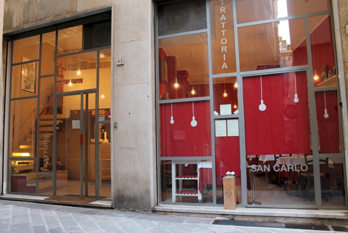 Shop Via Chiossone, Genova - photo 1