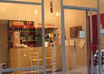 Shop Via Chiossone, Genova - photo 3