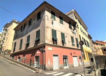 Appartamento Via Poerio, Genova (zona Voltri) - foto 2