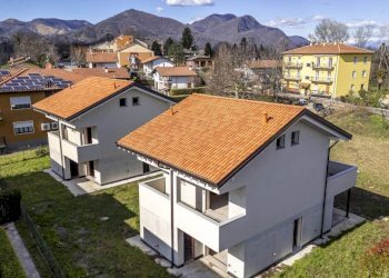 Vista - Villa via del Roccolo, Varese - foto 2