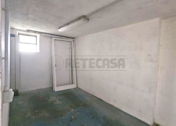 20240109_093520.jpg - Locale Commerciale Via Vincenzo Gonzati 2, Vicenza - foto 11