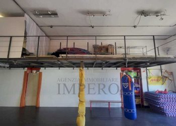 vano - Locale Commerciale Strada Statale 1 15, Camporosso - foto 3