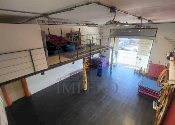 vano - Locale Commerciale Strada Statale 1 15, Camporosso - foto 4