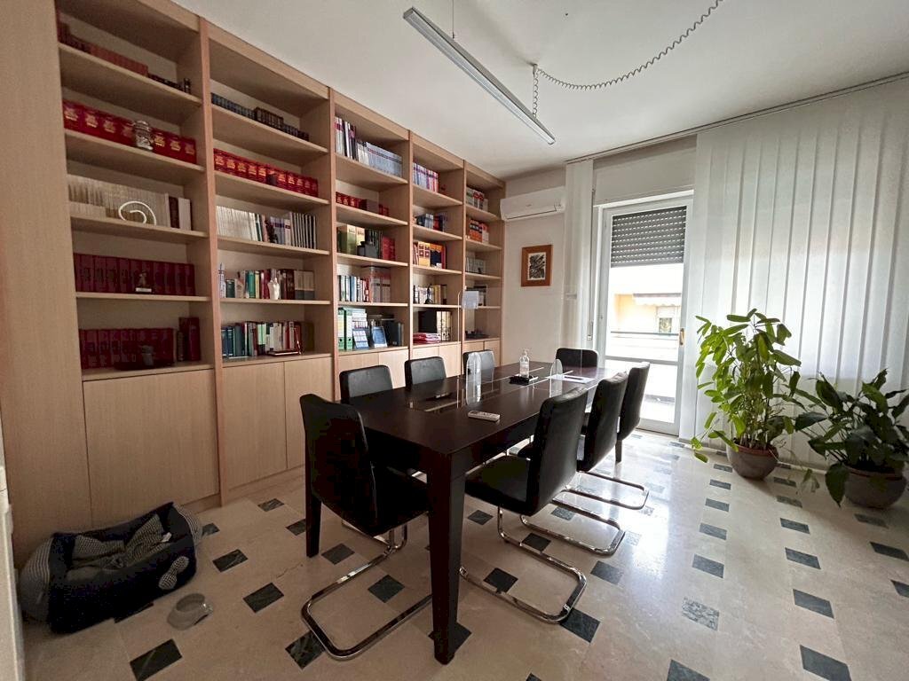 1.jpg - Quadrilocale VIALE MAIELLA, Francavilla al Mare - foto 1