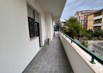 3.jpg - Quadrilocale VIALE MAIELLA, Francavilla al Mare - foto 12