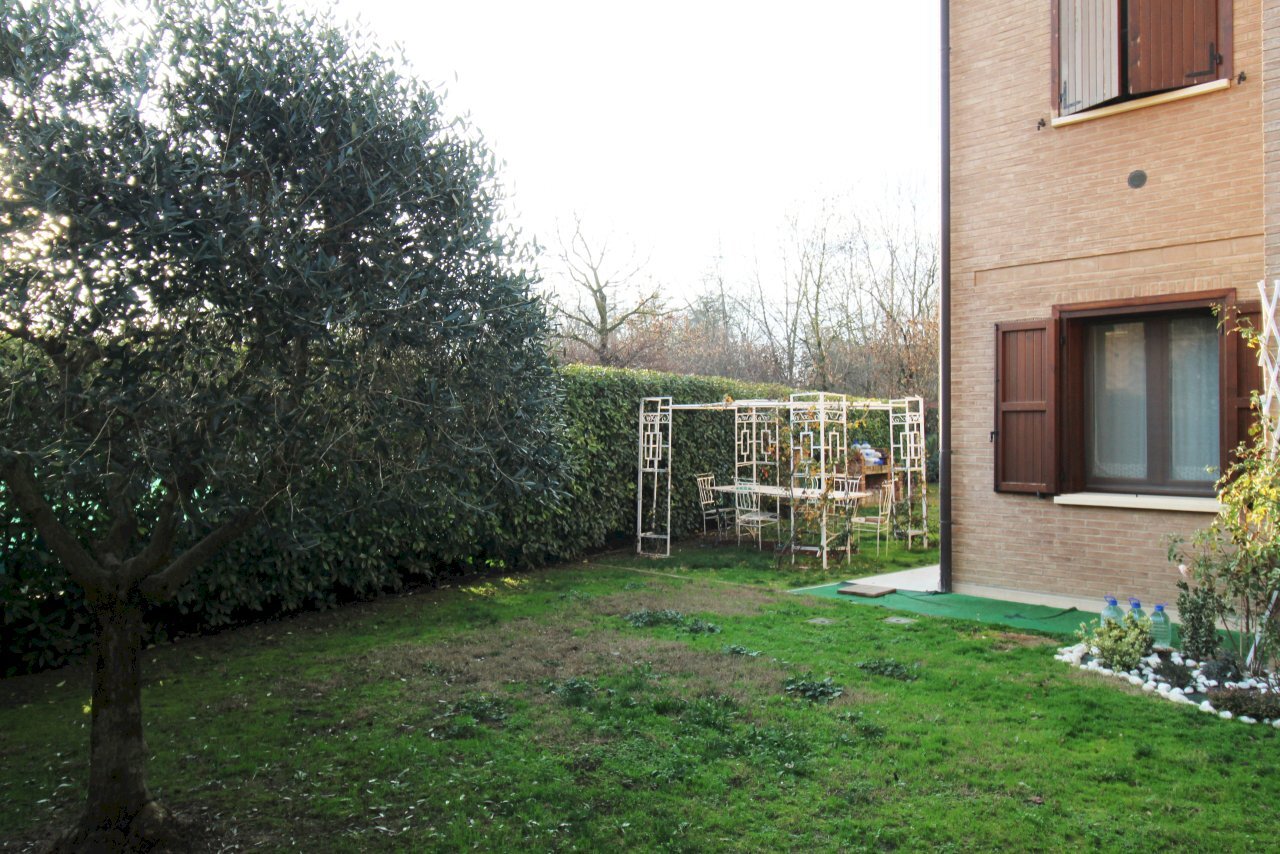 IMG_5292.JPG - Trilocale Reggio nell'Emilia - foto 1