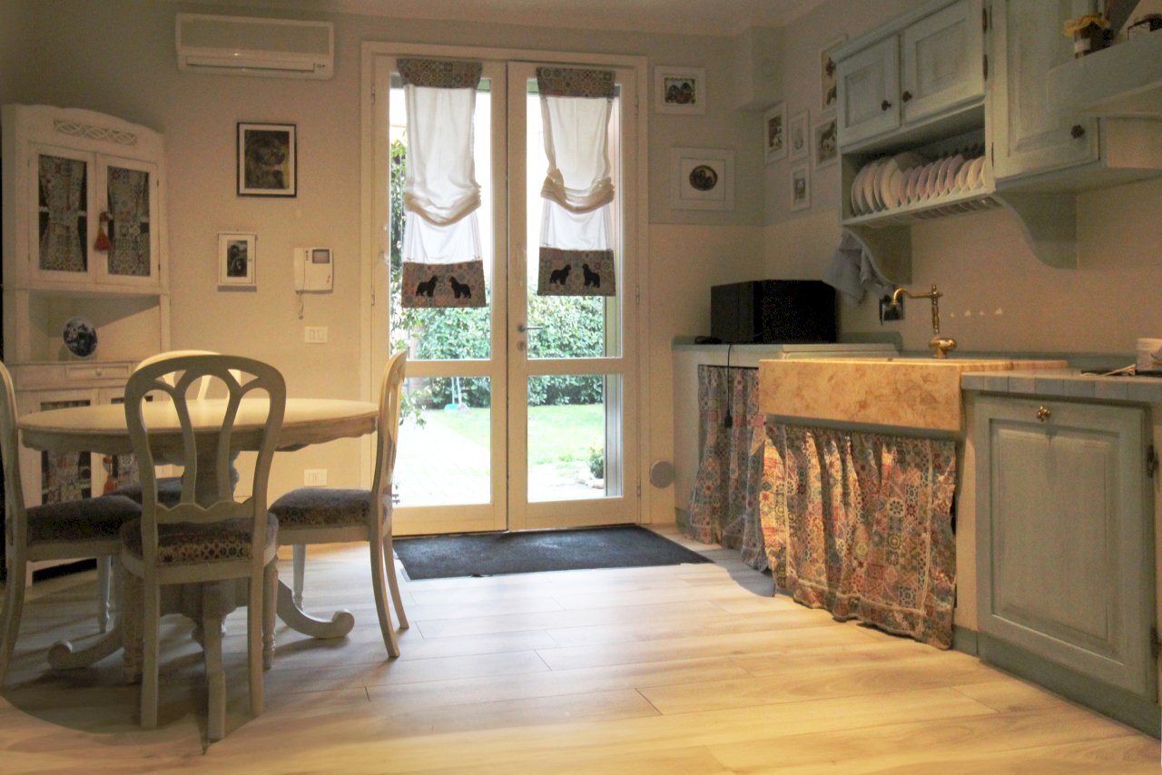 IMG_5302.JPG - Trilocale Reggio nell'Emilia - foto 3