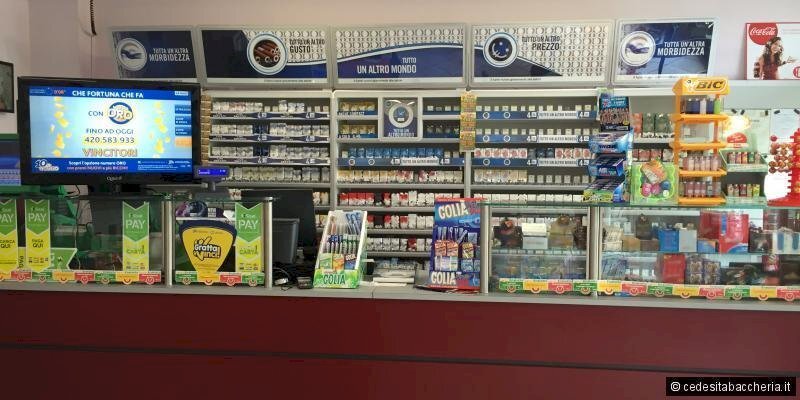 362_1475760878-1mod.jpg_large.jpg - Edicole - Edicole con Chiosco Via Roma, Lucca - foto 2