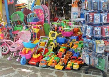 583c1b16cf7e4b7f8db214f5722c06d9.jpg - Edicole - Edicole con Chiosco Via Roma, Lucca - foto 7