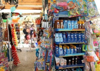 793cad11a31b44b2a1a42db3d327d25a.jpg - Edicole - Edicole con Chiosco Via Roma, Lucca - foto 8