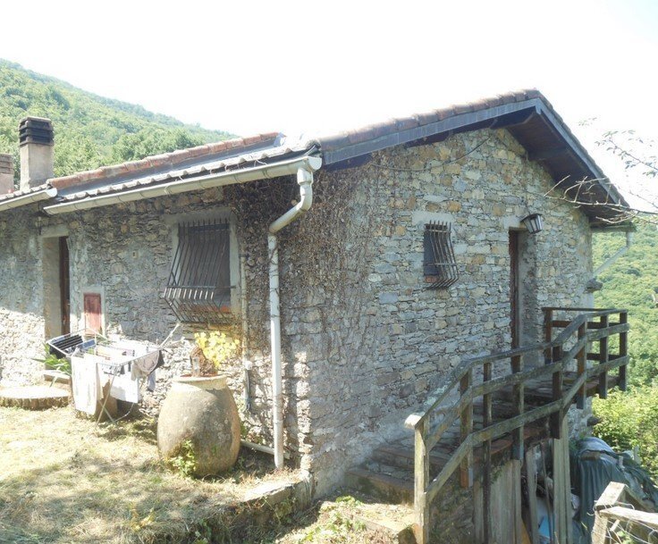 2.jpg - Villa at auction Via Steneri 15, Avegno - photo 1
