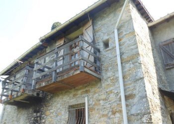 11.jpg - Villa at auction Via Steneri 15, Avegno - photo 10