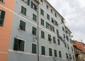 2.jpg - Trilocale all'asta Via Celesia 63, Genova - foto 1