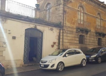 1.jpg - Locale Commerciale Modica - foto 3