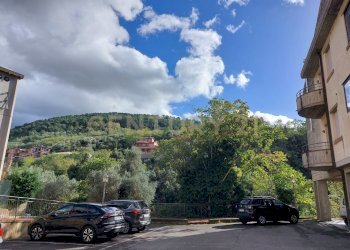 sotto edificio.jpg - Appartamento Via Sette Ponti 11D, Reggello - foto 6