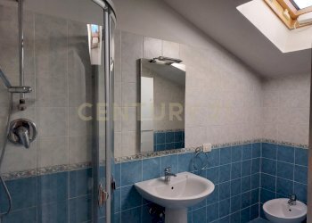 bagno piano superiore.jpg - Appartamento Via Sette Ponti 11D, Reggello - foto 17