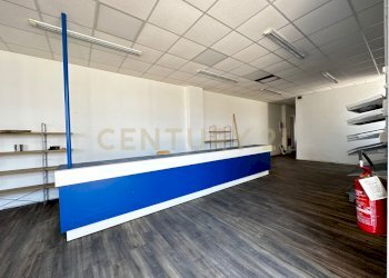 Locale Commerciale Via Partenope 2, Anzio - foto 1