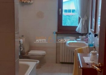 1230300-k8621g.jpg - Appartamento Via G. Carducci 185, Massa - foto 9