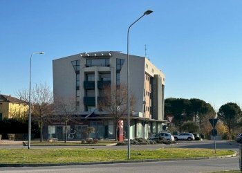 Negozio via San Carlo 15, Castel Guelfo di Bologna - foto 4
