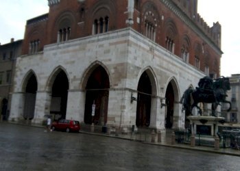 Negozio Piacenza - foto 1