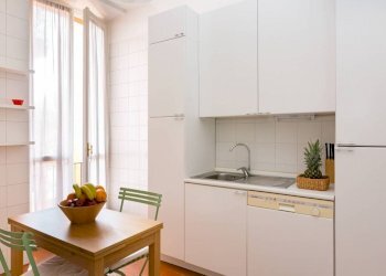 cucina - Quadrilocale via Mario de' Fiori, 70, Roma (zona Centro Storico) - foto 20