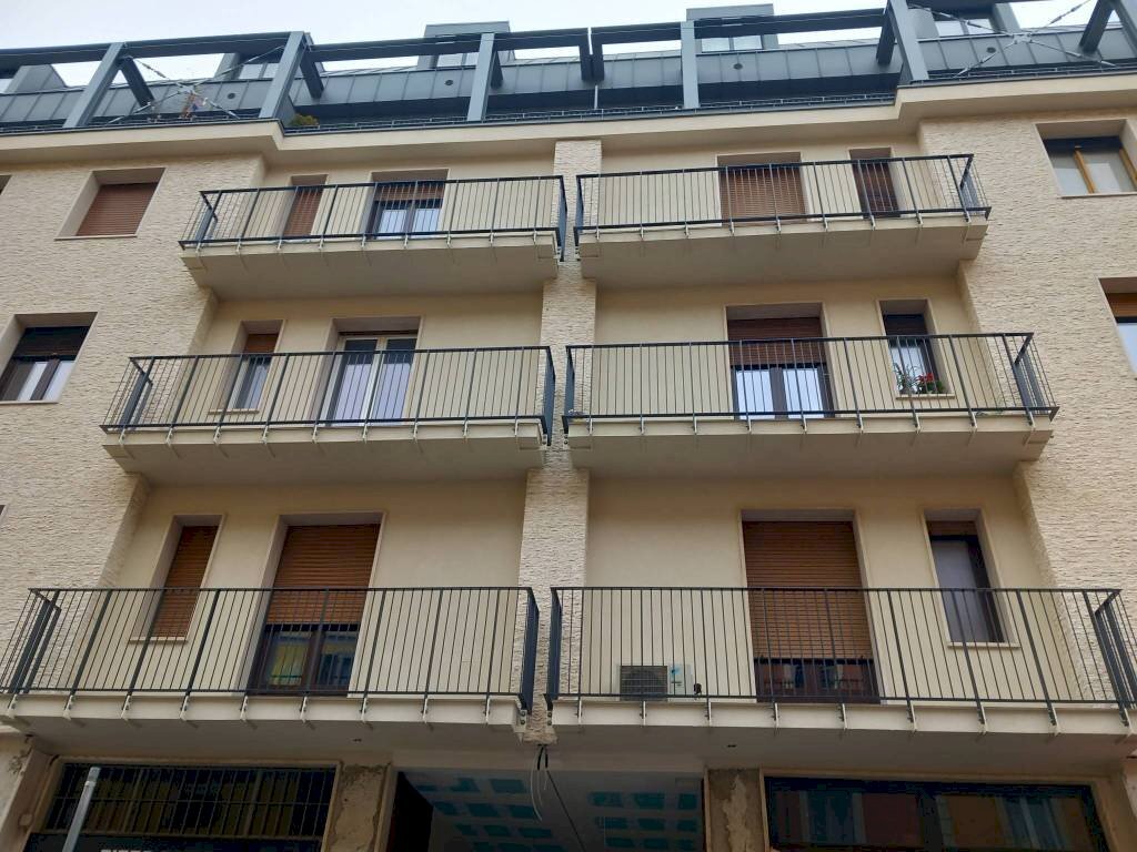 28 - Bilocale via Antonio Fogazzaro, 9, Milano - foto 3