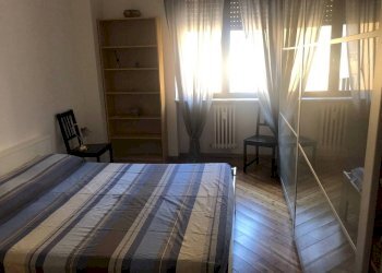 Camera da letto - Bilocale via Antonio Fogazzaro, 9, Milano - foto 15