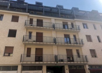 Facciata - Bilocale via Antonio Fogazzaro, 9, Milano - foto 18