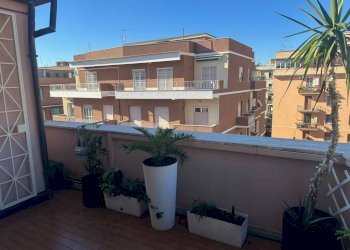 Balcone - Appartamento via Laura Mantegazza, Roma - foto 16