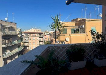 Balcone - Appartamento via Laura Mantegazza, Roma - foto 17