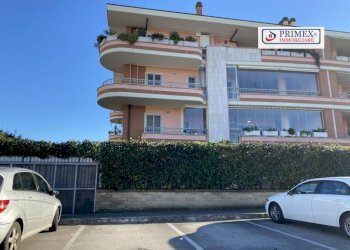 VISTA ESTERNO - Magazzino via Pericle Fazzini, Roma - foto 19