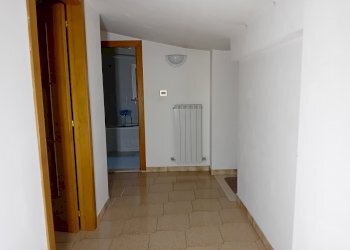 corridoio - Independent house Via Ospedale 19, Lettomanoppello - photo 10